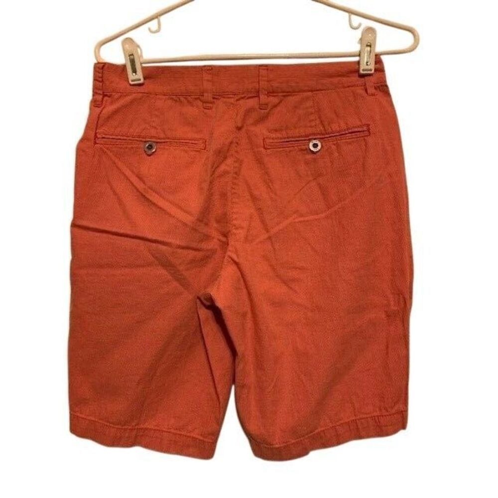 GAP SIZE 29 RED STRIPED SHORTS